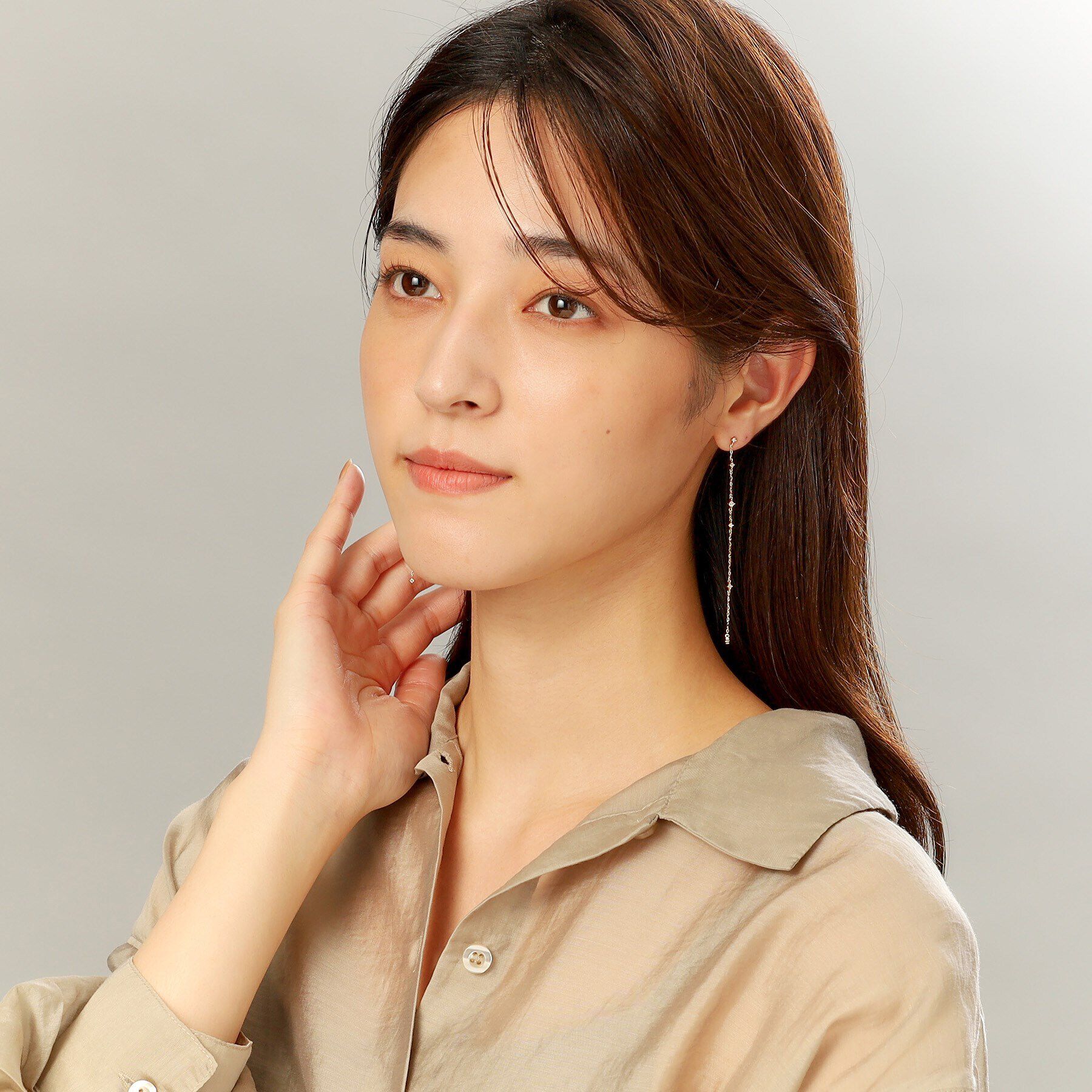 COCOSHNIK「K10ダイヤモンド ランダムステーション スタッドピアス」|ピアス|