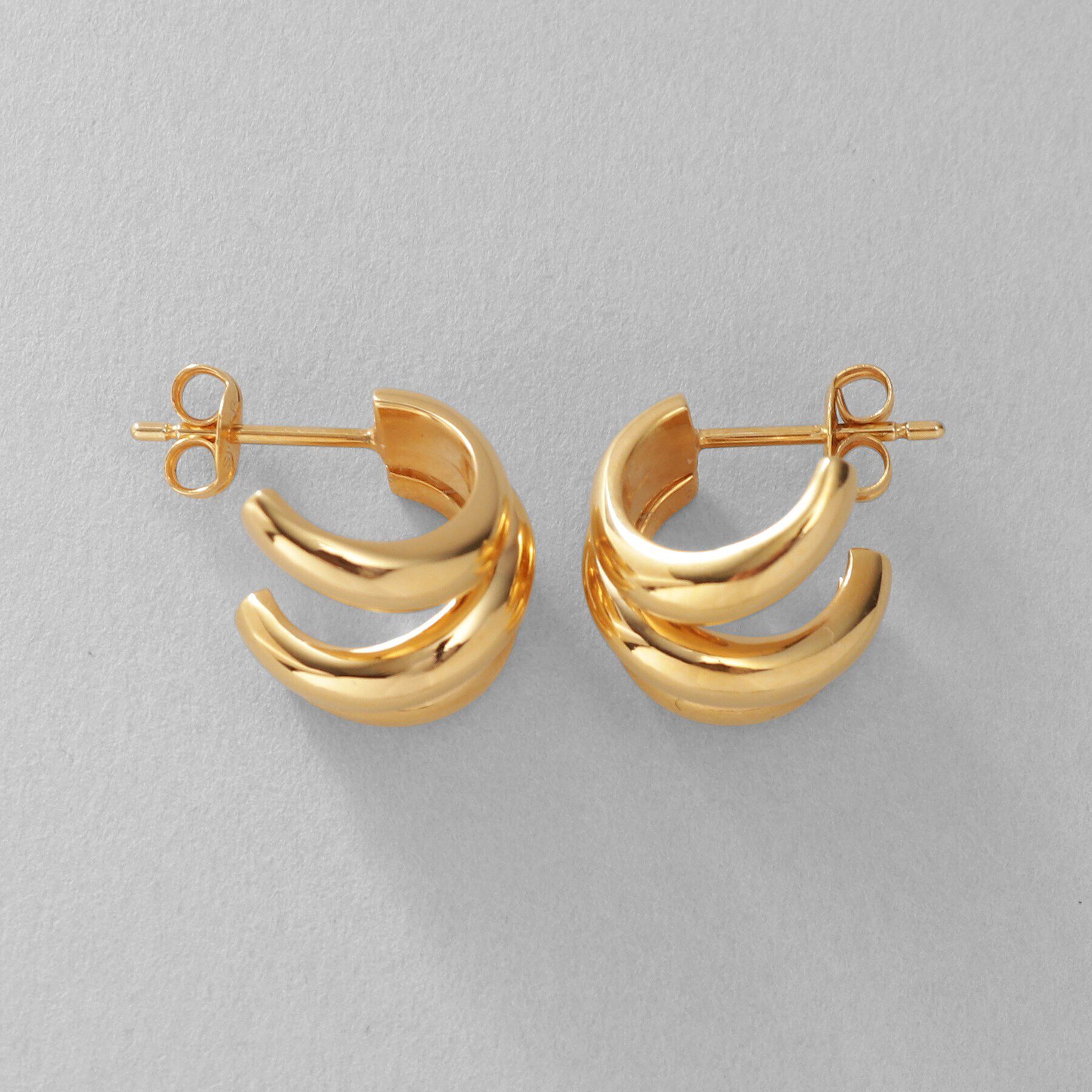 COCOSHNIK ONKITSCH「シルバー スモールフープ トリプルカーブピアス GP」|ピアス|