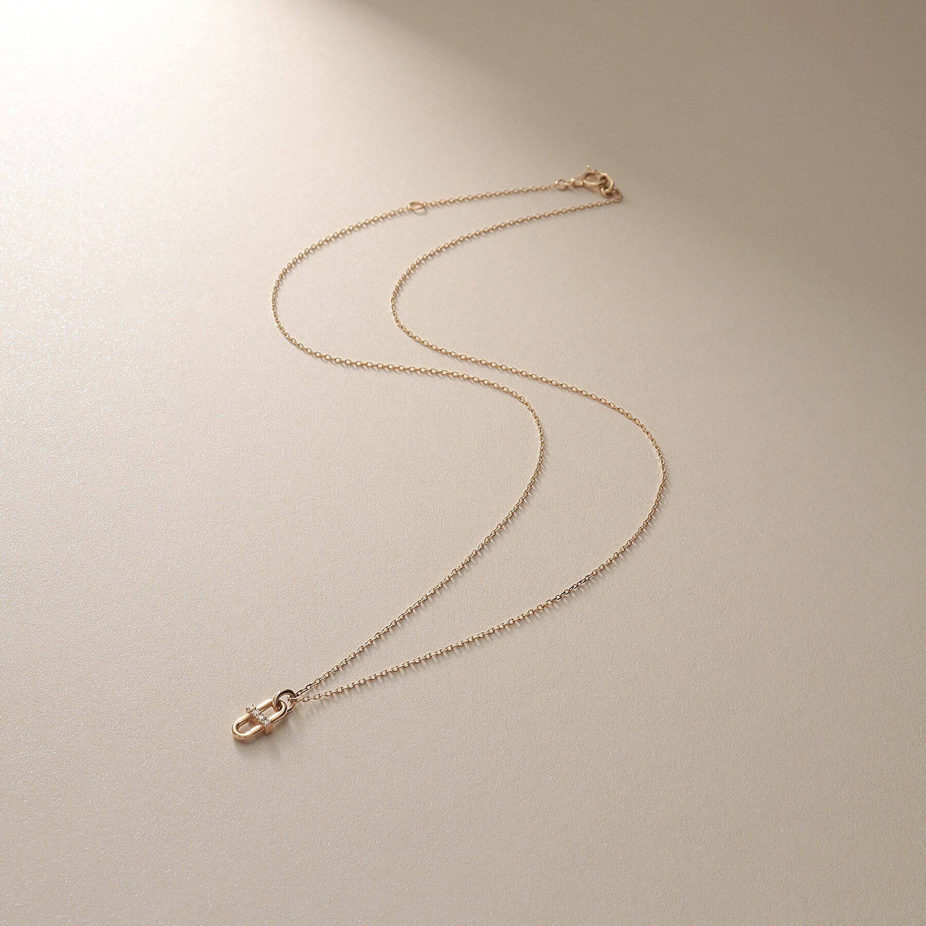 COCOSHNIK「K10ダイヤモンド PCモチーフ ネックレス」|ネックレス|