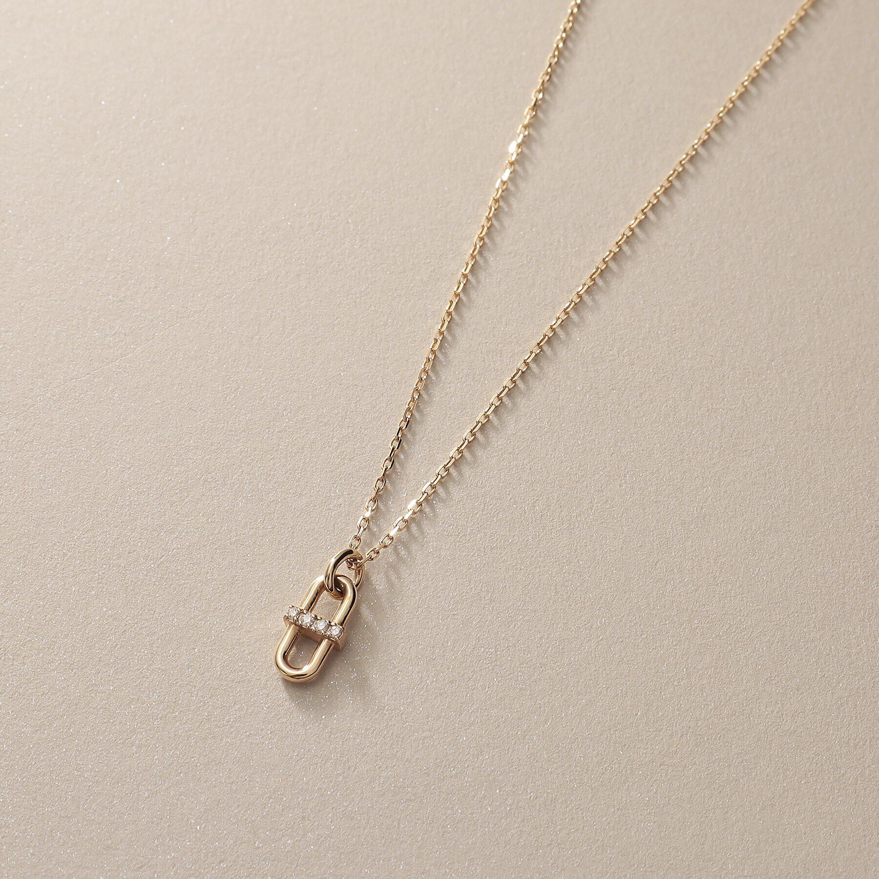 COCOSHNIK「K10ダイヤモンド PCモチーフ ネックレス」|ネックレス|