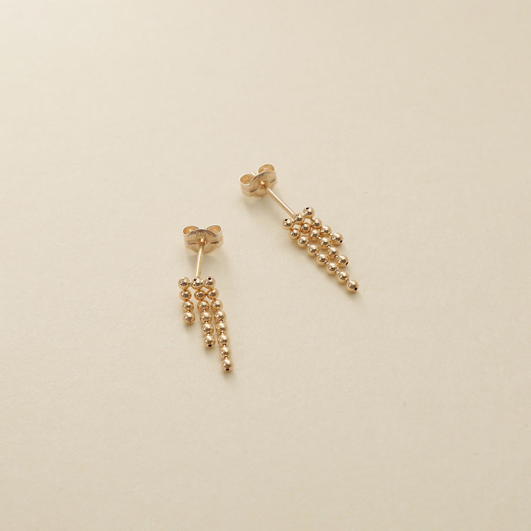 COCOSHNIK ONKITSCH「K10ティアボールチェーンピアス」|ピアス|