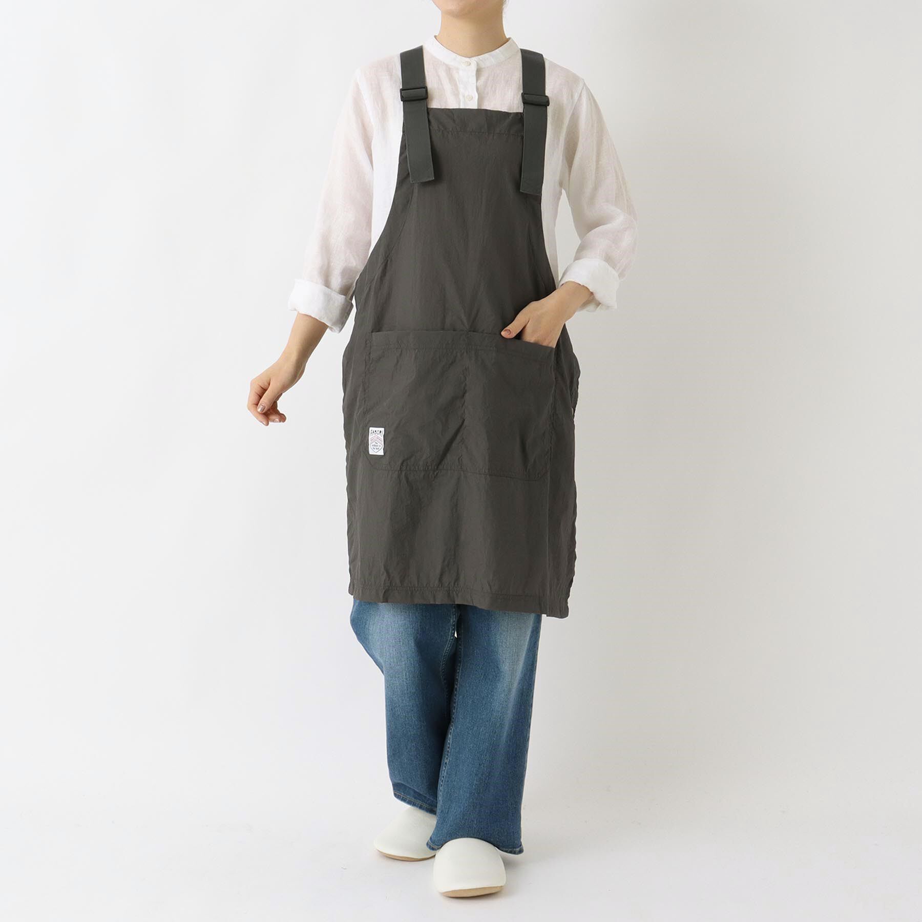 212 KITCHEN STORE「極軽撥水エプロン キテミテ　SUMI GY ＜FABORI ファボリ＞」|食器・キッチングッズ|