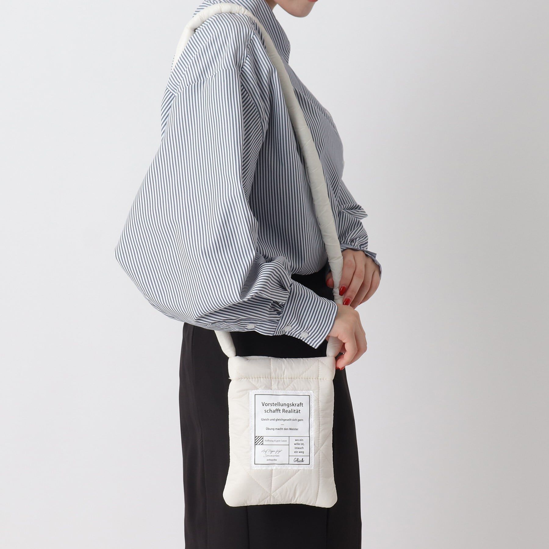 Ober Tashe「パデットキルトショルダー」|ショルダー・メッセンジャー|