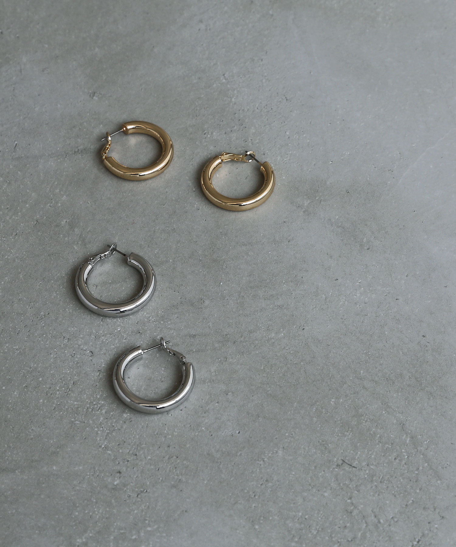 colleca la「中空ビッグフープピアス」|ピアス|