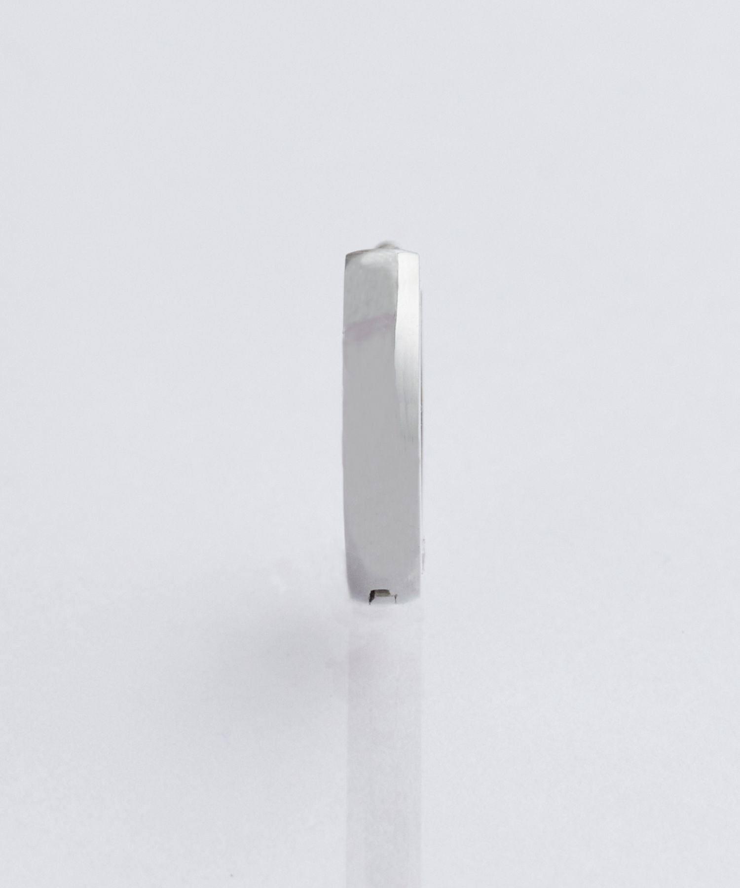 Phoebe「【金属アレルギー対応】ワンタッチメタルフープミニピアス(片耳)/サージカルステンレス シルバー」|ピアス|