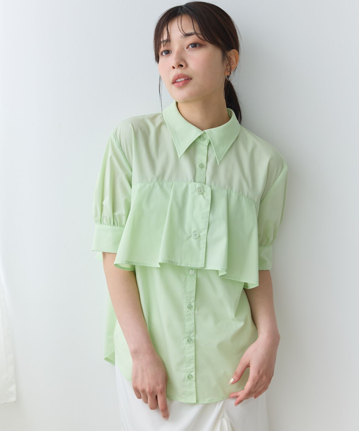 アンドクチュール「ヨークデザインハーフスリーブシャツ」|シャツ・ブラウス|