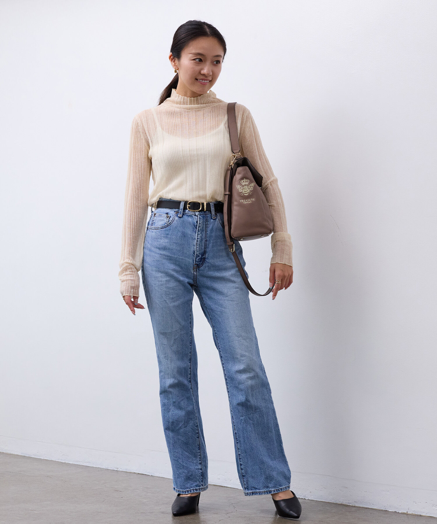 TOPKAPI TREASURE「【TREASURE TOPKAPI】スムースレザー ハチ 刺しゅう ショルダーバッグ」|ショルダー・メッセンジャー|