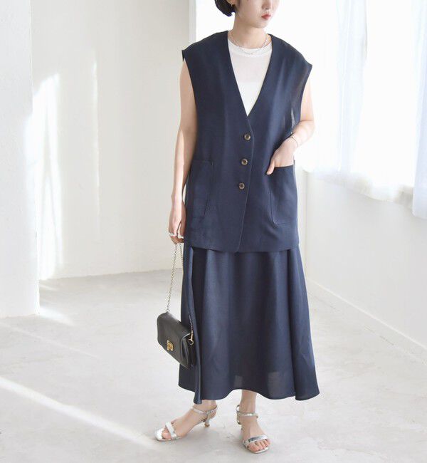 quaranciel「quaranciel:〈洗濯機可能〉Vネック ジレ＆フレア スカート セットアップ」|フレア|