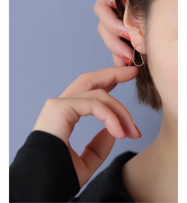 Lilas by Spick&Span「スイングカーブピアス K10（両耳）」|ピアス|ゴールド