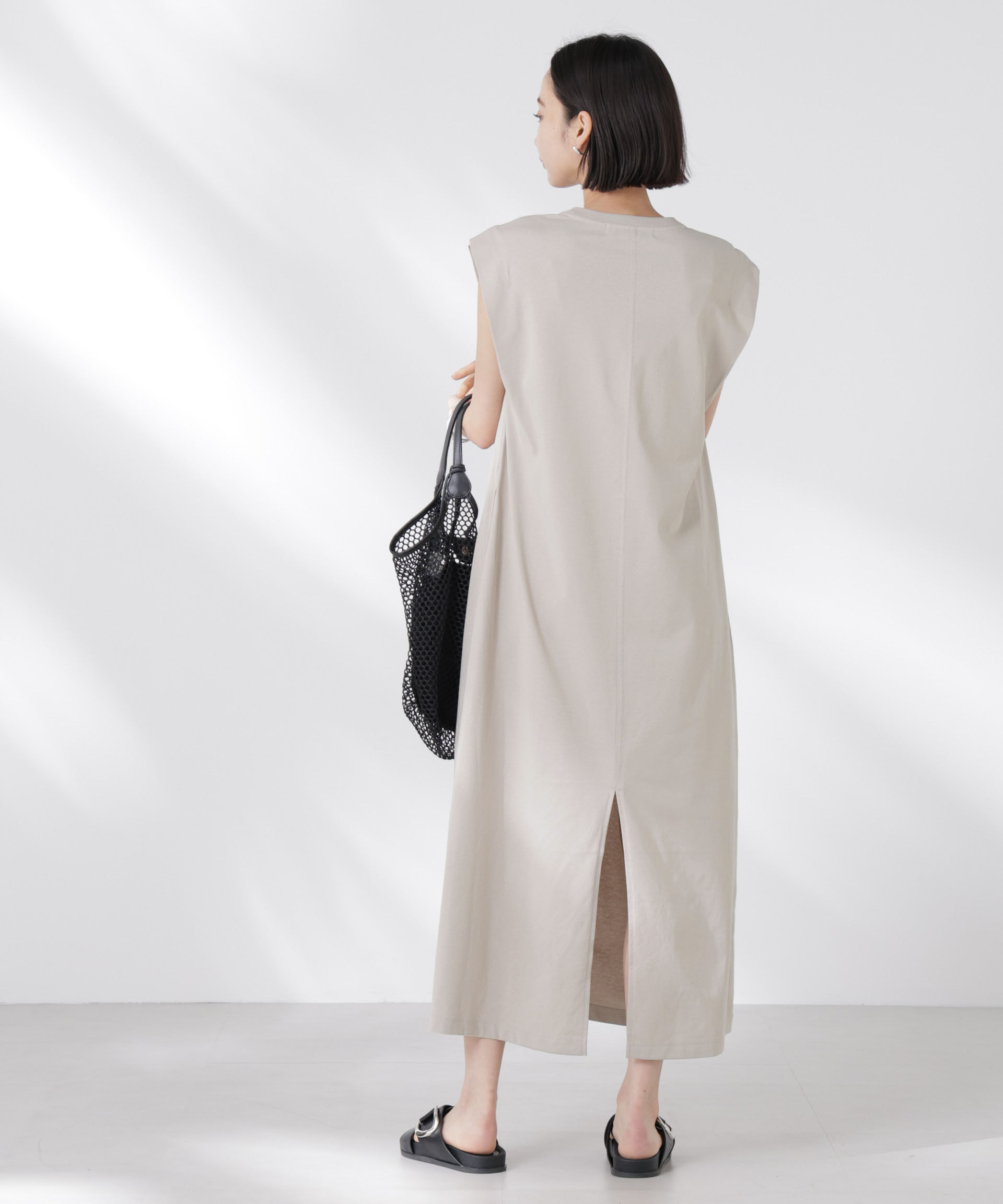 nano･universe「STORATECH 機能素材タックスリーブカットワンピース」|ワンピース|