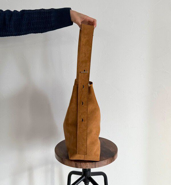 fredy emue「フェイクスエードアジャストワンハンドルバッグ」|ショルダー・メッセンジャー|