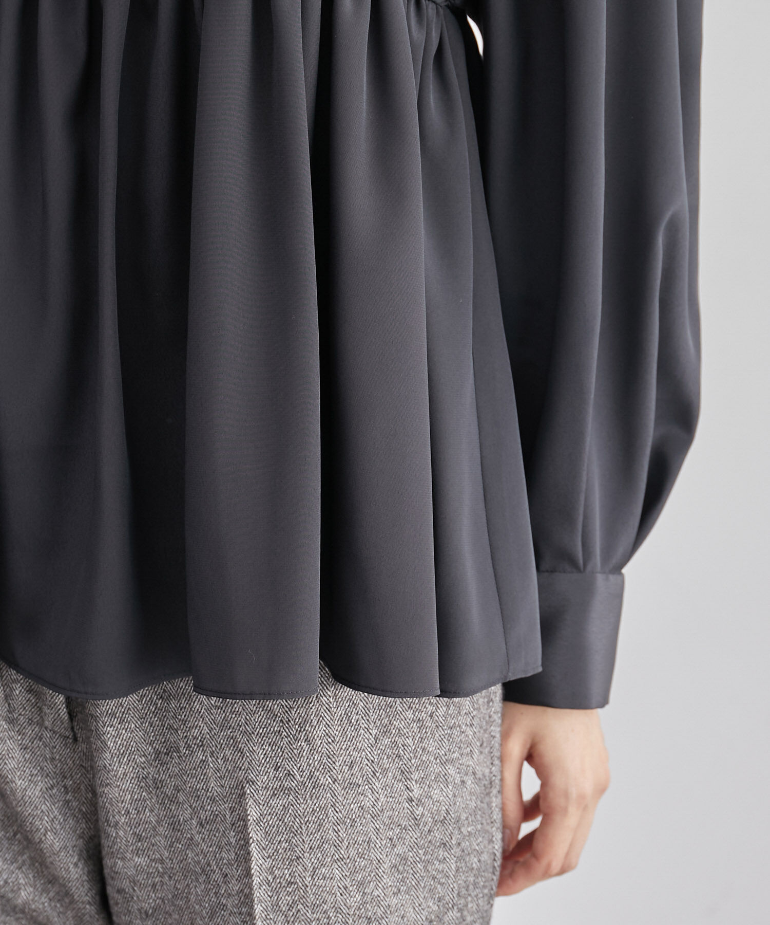 ROPE「スクエアネックペプラムブラウス」|シャツ・ブラウス|