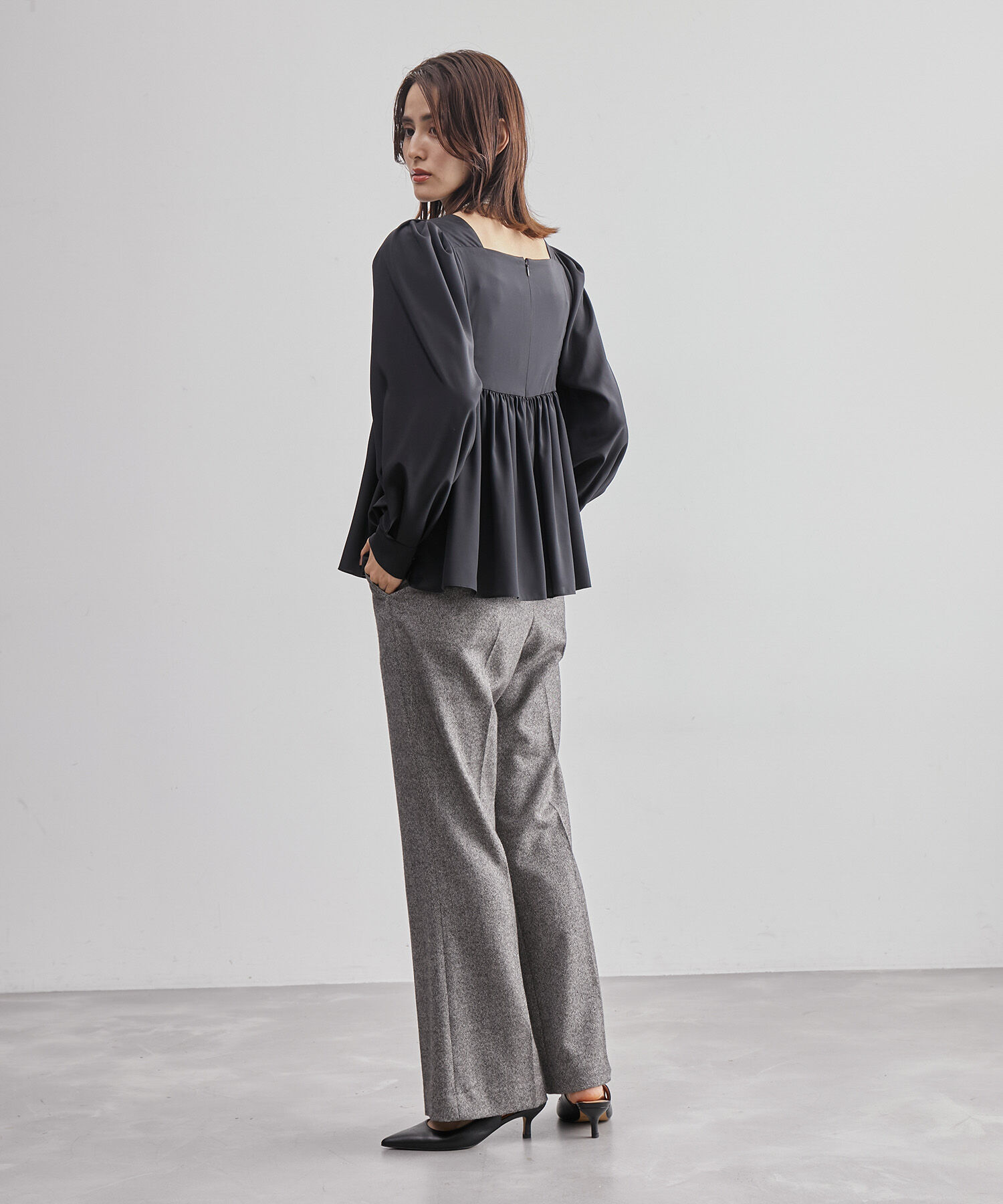 ROPE「スクエアネックペプラムブラウス」|シャツ・ブラウス|