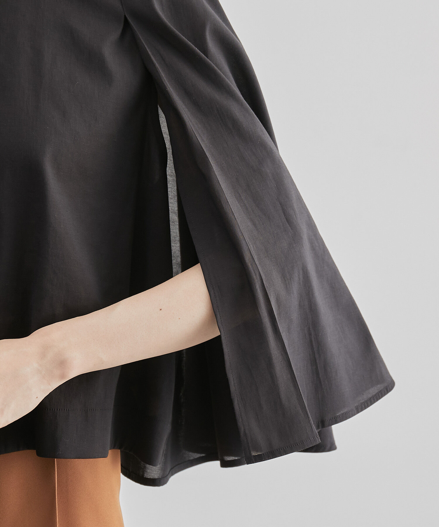 ROPE「シアーケープカーディブラウス」|シャツ・ブラウス|