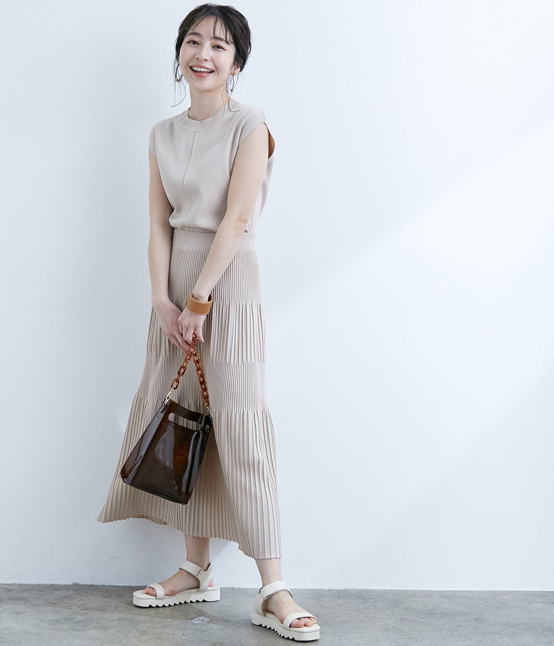 Juze「軽量スクエアトゥ厚底サンダル」|サンダル|