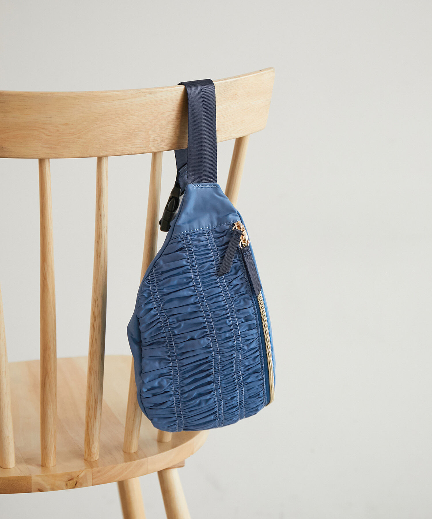 ROPE PICNIC PASSAGE「ポリエステルシャーリングボディバッグ」|その他|ブルー(44)