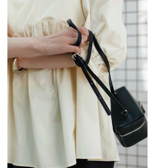 ADAM ET ROPE'「【WEB限定】・【オケージョン】ハートネックパフスリーブオケージョンブラウス」|シャツ・ブラウス|