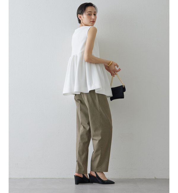 美品 Whim Gazette ぺプラム ダンボール ジレ ベスト ブラック Whim Gazette（ウィム ガゼット） ベスト ジレ ペプラムダンボールジレ