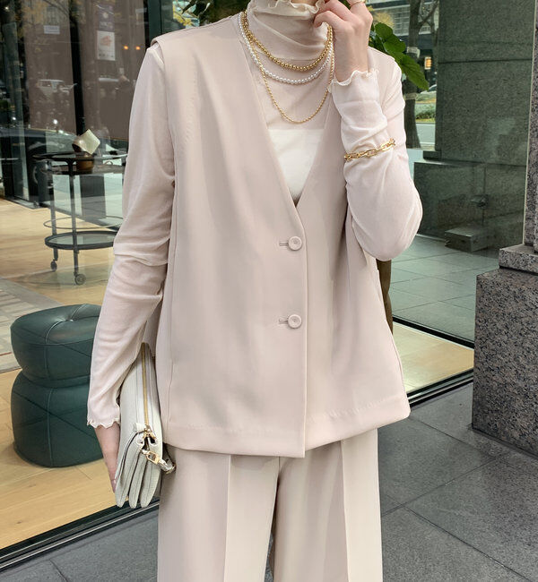  「【オケージョン対応】【WEB限定】Vネックバックペプラムジレ」|ベスト・ジレ|ベージュ