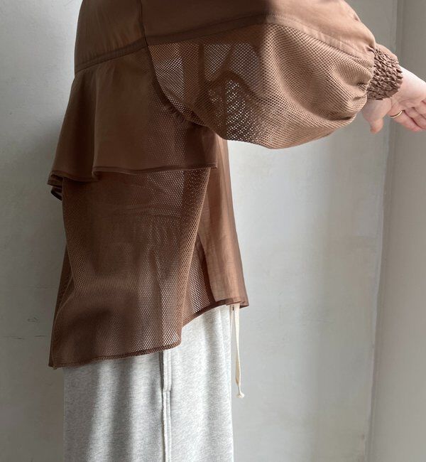  「【WEB限定】バックフリル異素材切替シャツ」|シャツ・ブラウス|