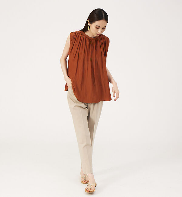 qualite「【WEB・一部店舗限定】ギャザーノースリーブブラウス」|シャツ・ブラウス|