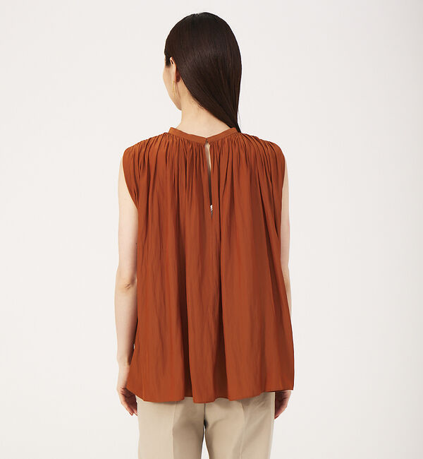 qualite「【WEB・一部店舗限定】ギャザーノースリーブブラウス」|シャツ・ブラウス|