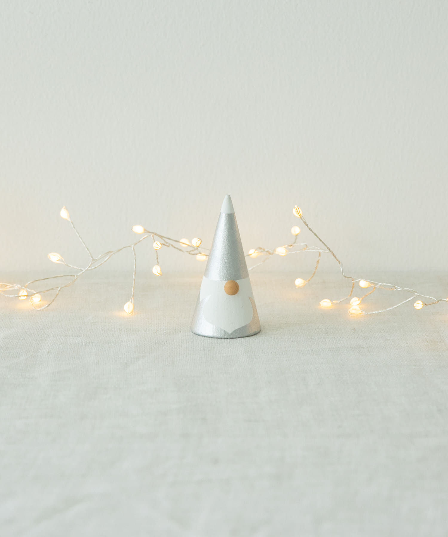 URBAN RESEARCH DOORS「shesay　マンゴーウッド トムテオブジェ S」|その他|シルバー