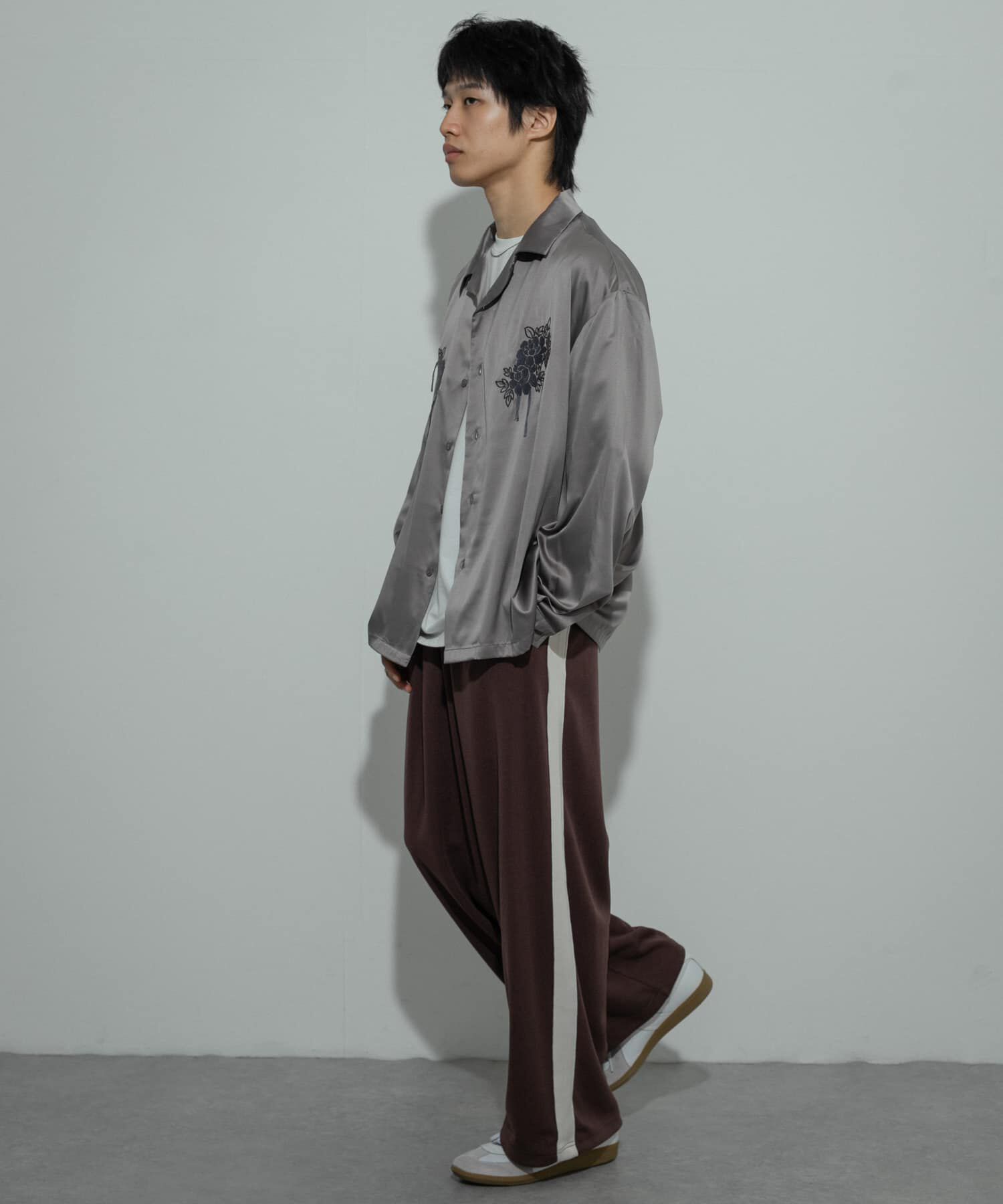 SENSE OF PLACE by URBAN RESEARCH「ボタニカルシシュウロングスリーブシャツ」|シャツ・ブラウス|