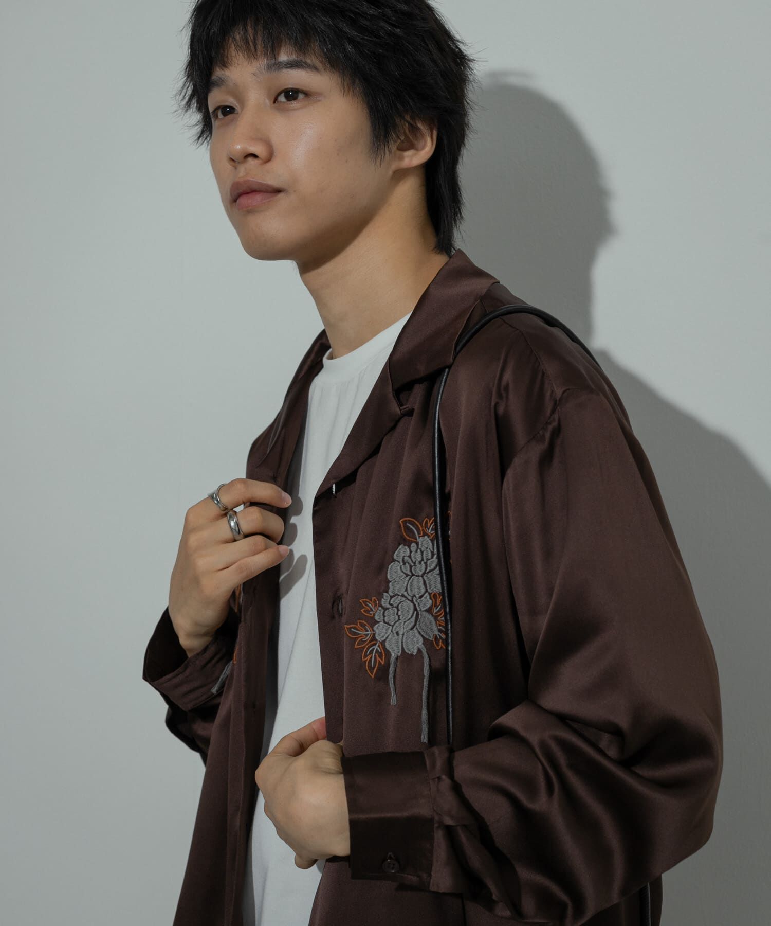 SENSE OF PLACE by URBAN RESEARCH「ボタニカルシシュウロングスリーブシャツ」|シャツ・ブラウス|