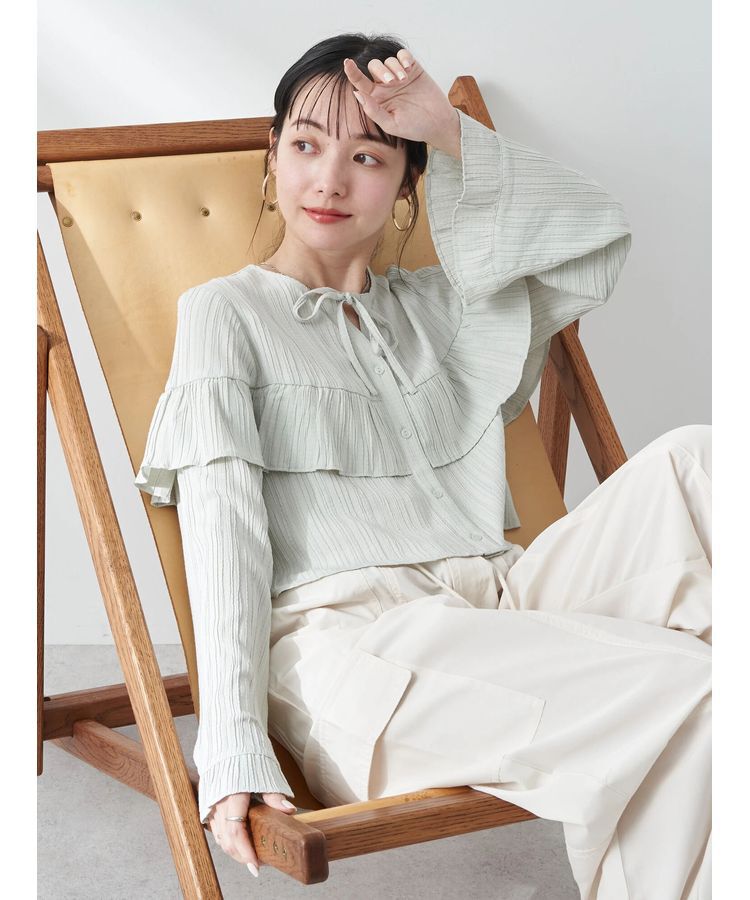earth music&ecology「フリル切替えショートブラウス」|シャツ・ブラウス|Light Khaki