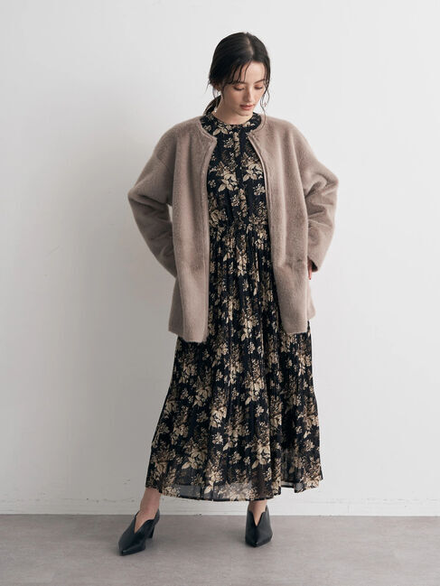 YECCA VECCA「フェイクファーコート」|ノーカラーコート|