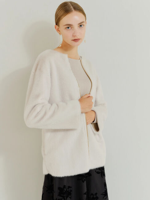 YECCA VECCA「フェイクファーコート」|ノーカラーコート|