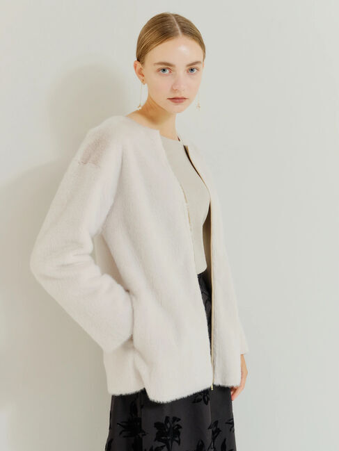 YECCA VECCA「フェイクファーコート」|ノーカラーコート|