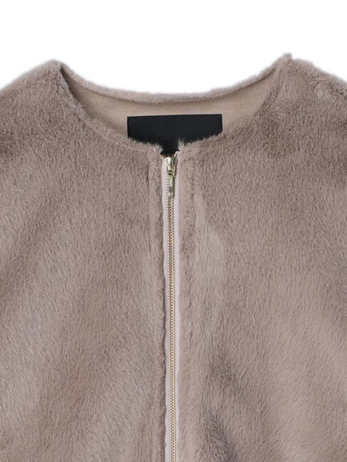 YECCA VECCA「フェイクファーコート」|ノーカラーコート|