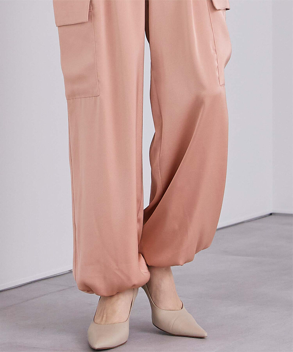 ur's「サテンパラシュートパンツ」|カーゴ|