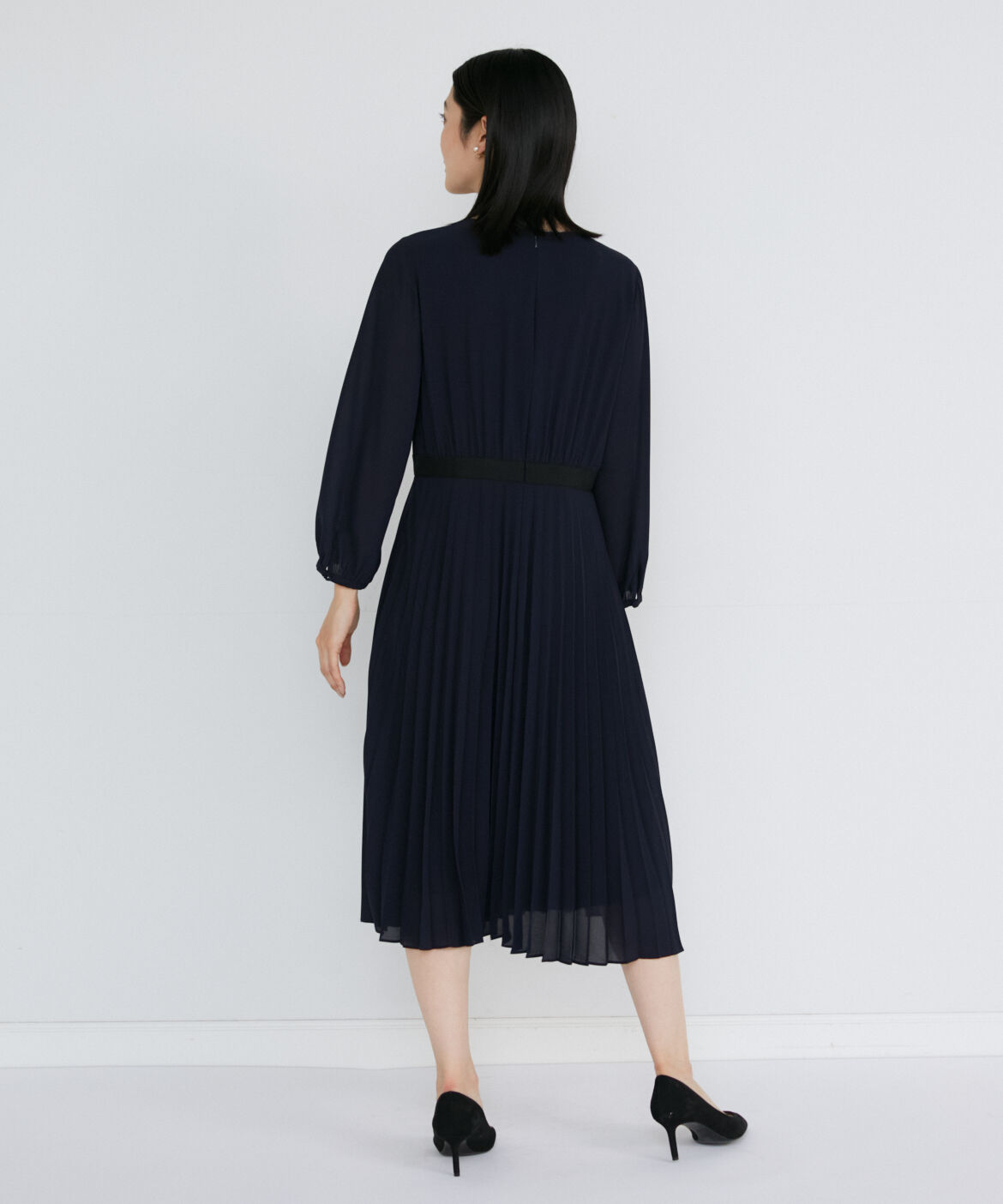 INED「プリーツワンピース」|ワンピース|