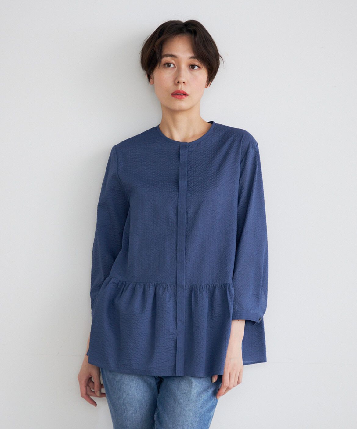7-IDconcept.「《大きいサイズ》コットンペプラムギャザーブラウス」|シャツ・ブラウス|ブルー1