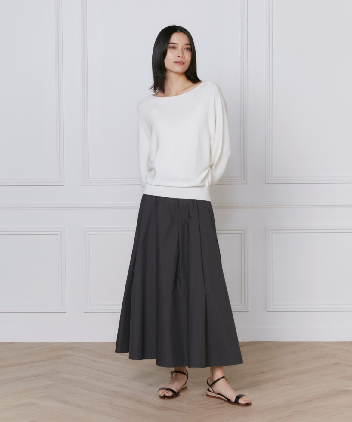 INED「《大きいサイズ》タックスカート」|フレア|