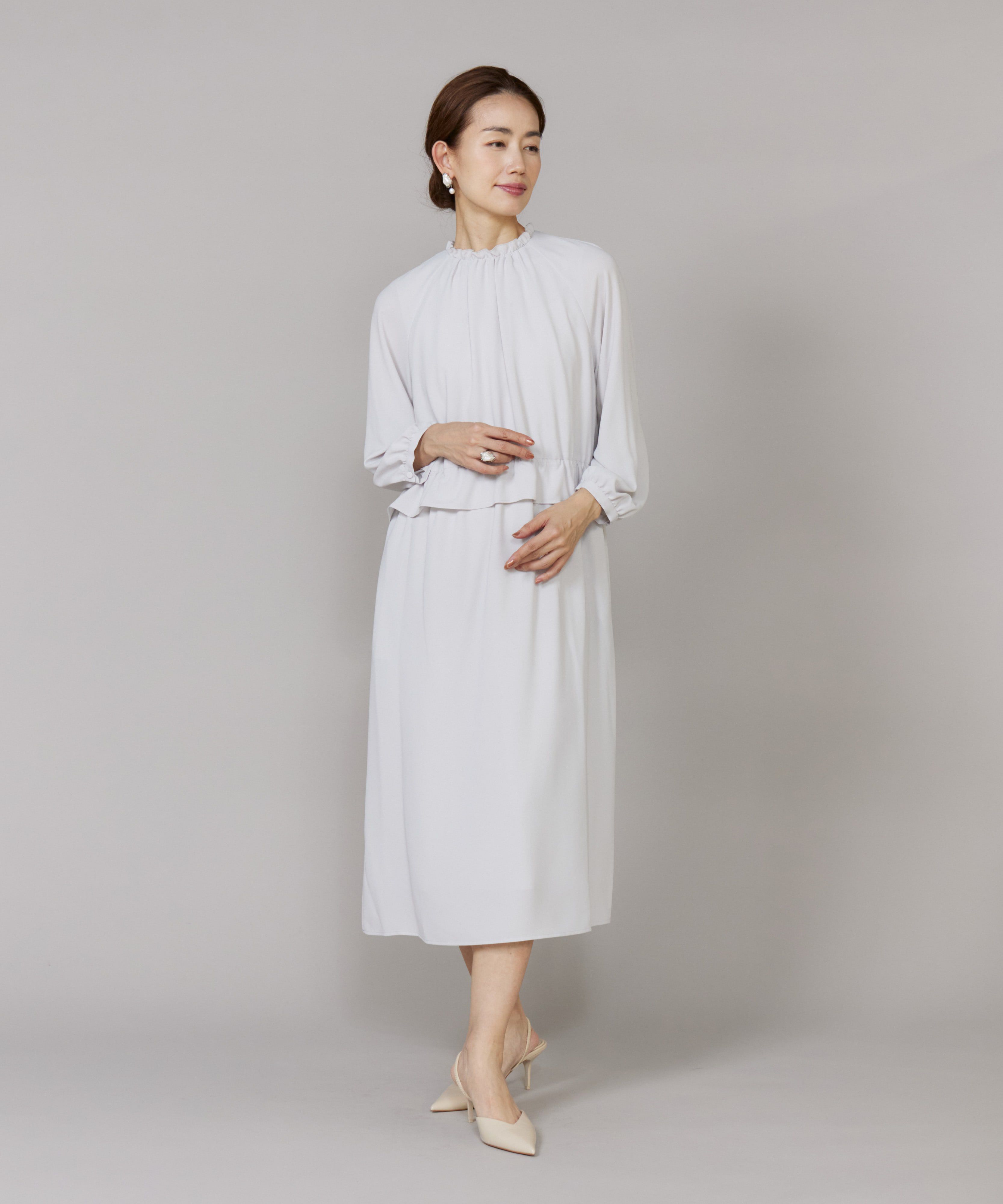 7-IDconcept.「《大きいサイズ》 ペプラムギャザーワンピース」|ワンピース|