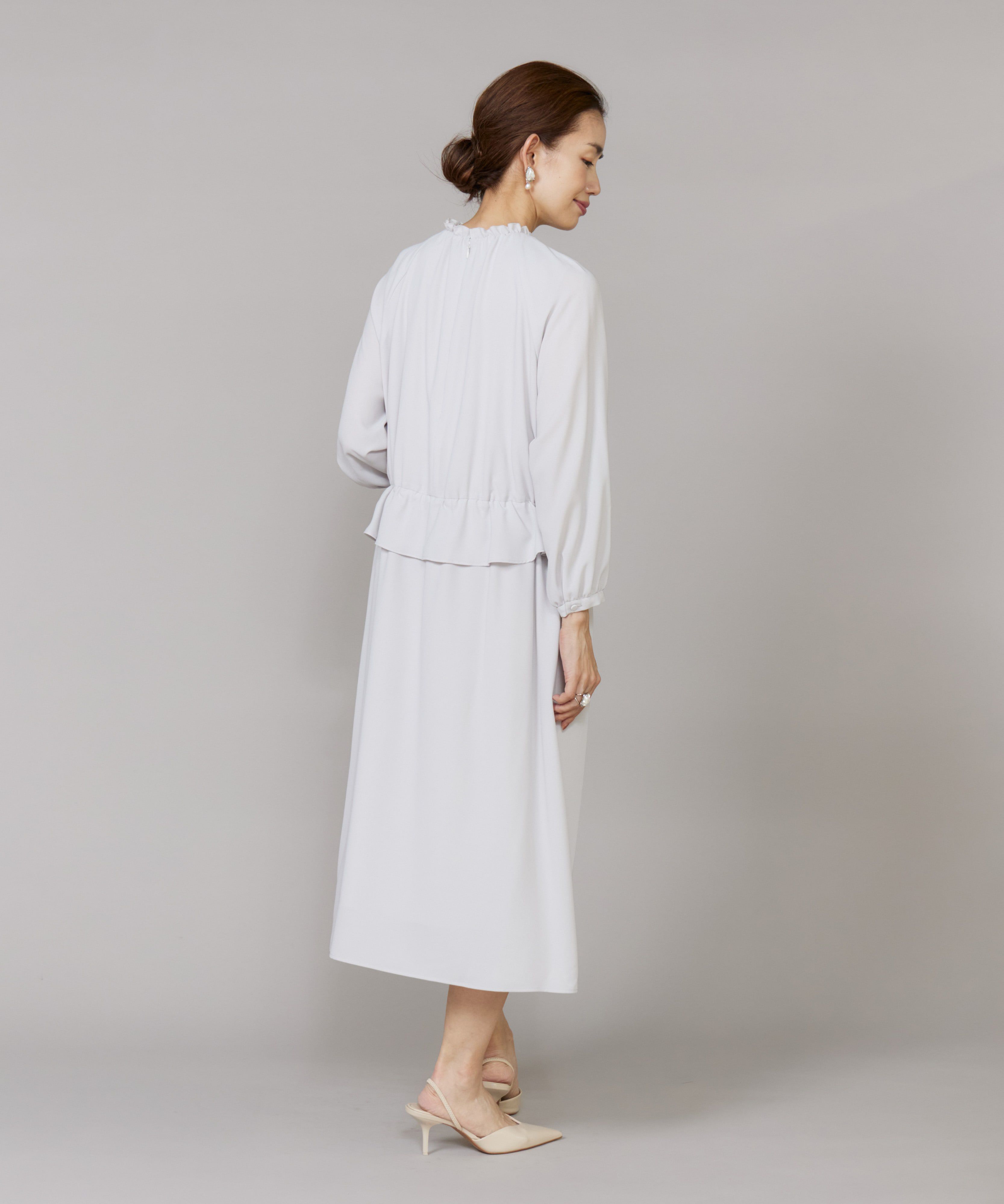 7-IDconcept.「《大きいサイズ》 ペプラムギャザーワンピース」|ワンピース|