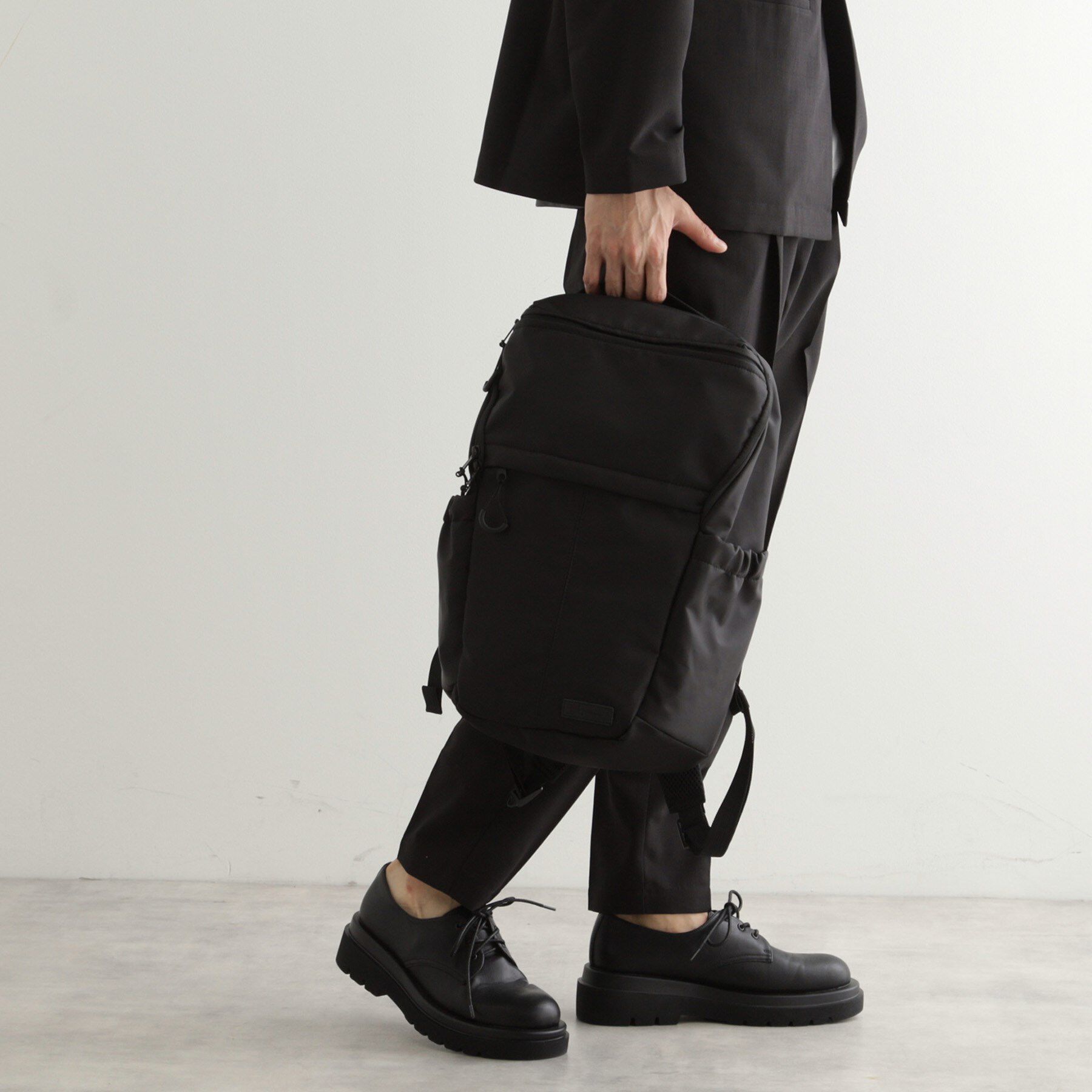 tk.TAKEO KIKUCHI「【撥水/収納力/ONOFF兼用】機能性バックパック／リュックサック」|リュック|