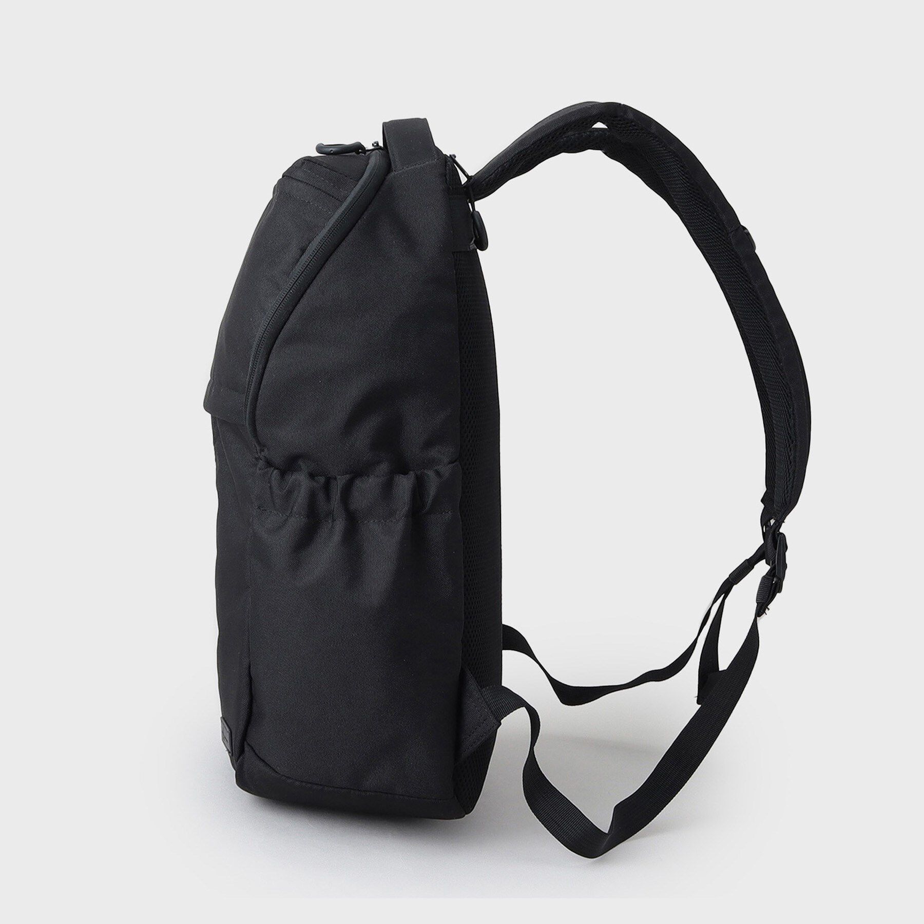 tk.TAKEO KIKUCHI「【撥水/収納力/ONOFF兼用】機能性バックパック／リュックサック」|リュック|