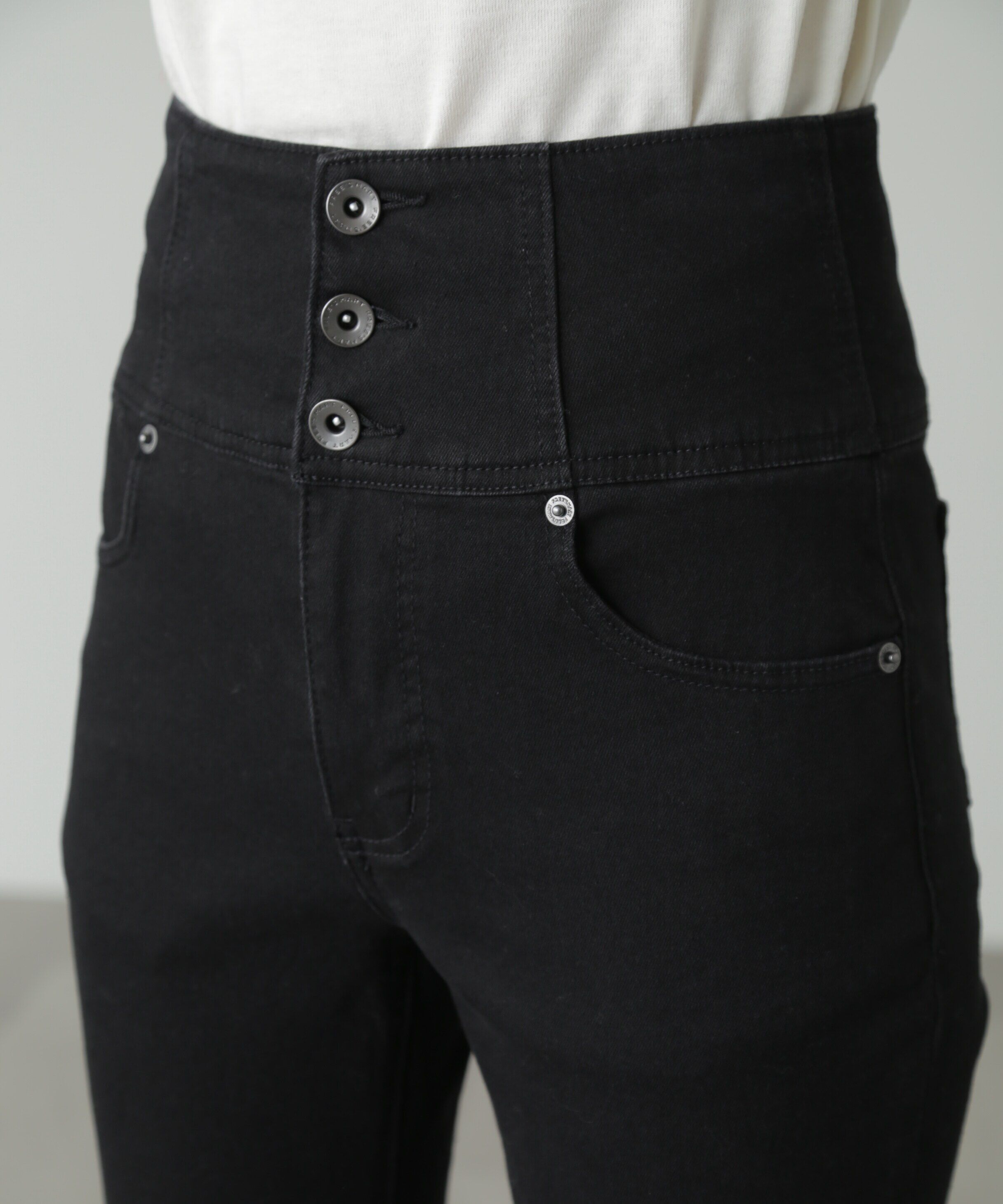  「ハイウエストボタンフライスキニーデニムパンツ」|その他|