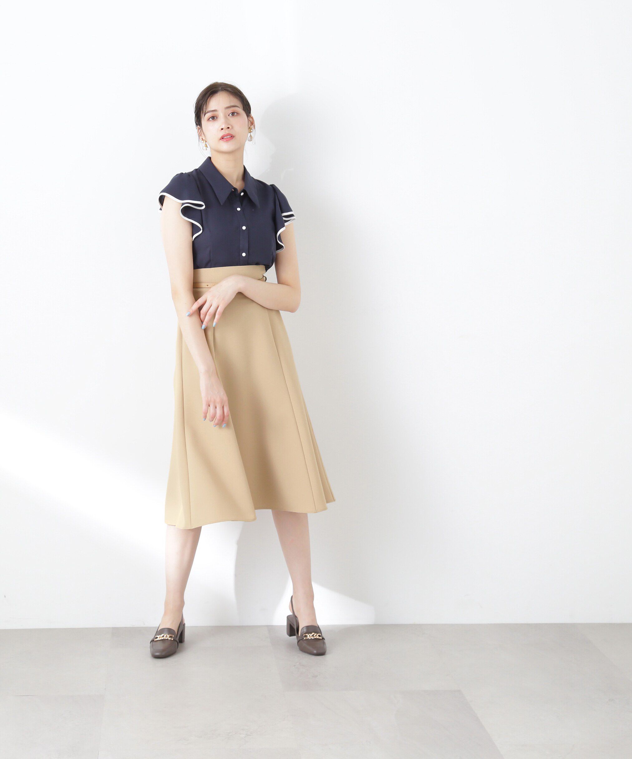  「ベルトツキセミフレアスカート」|スカート|
