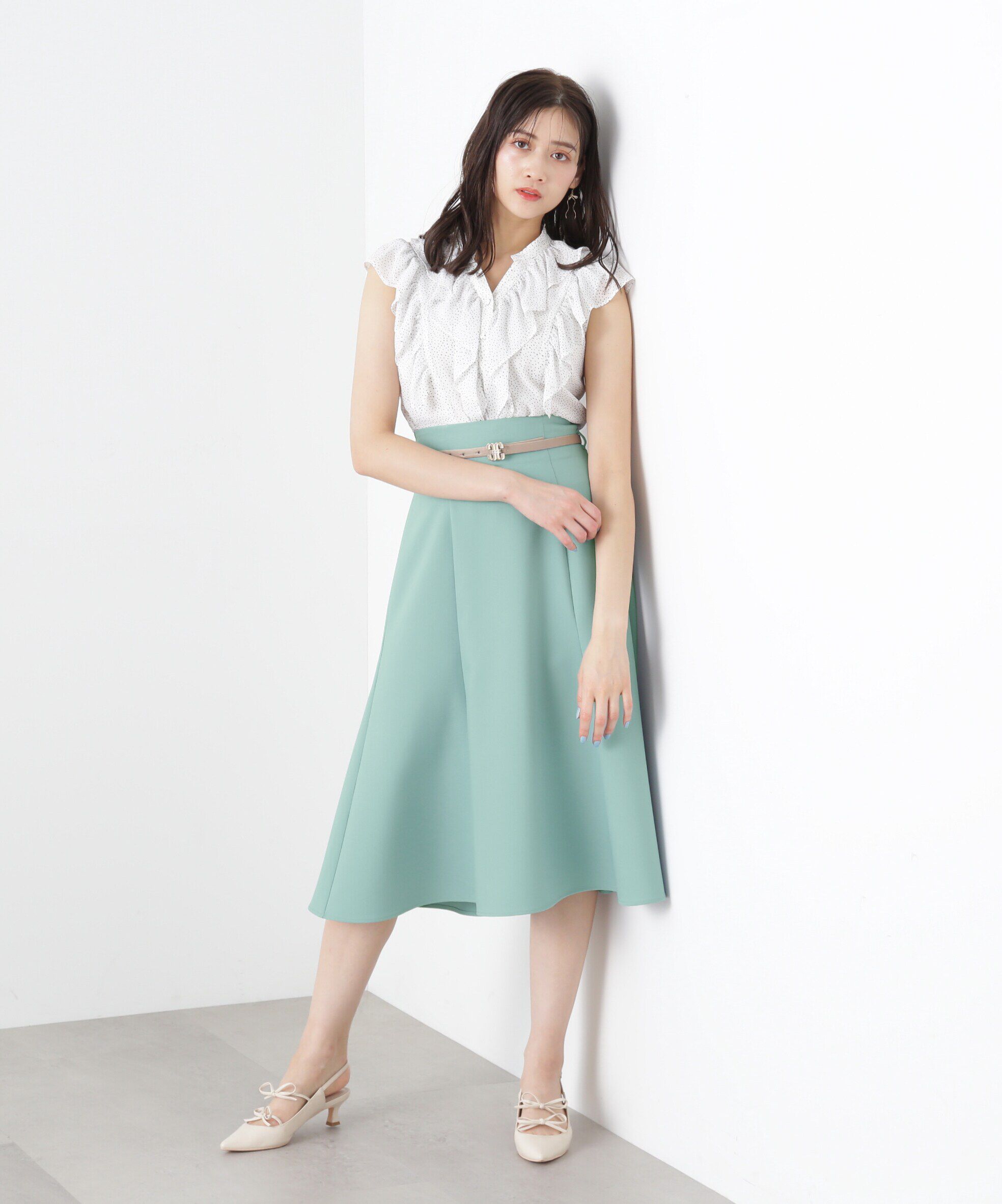  「ベルトツキセミフレアスカート」|スカート|