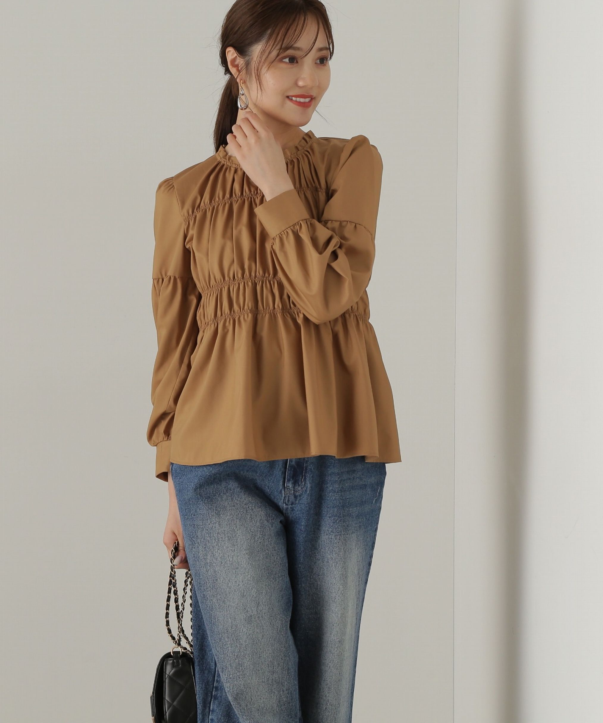 PROPORTION BODY DRESSING「シャーリングチュニックブラウス24AW」|シャツ・ブラウス|