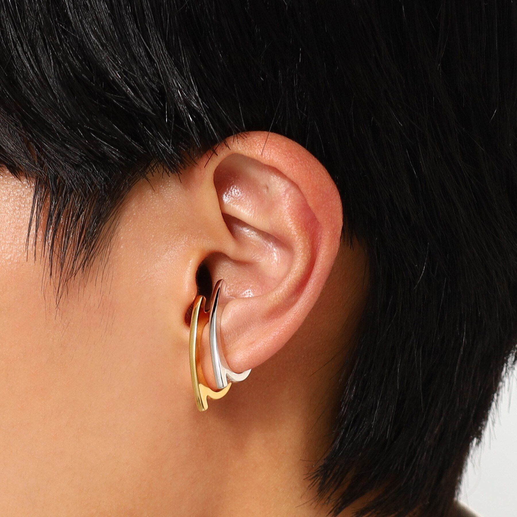 COCOSHNIK ONKITSCH「シルバー ソリッドイヤーカフ フラットアーク GP」|イヤリング|