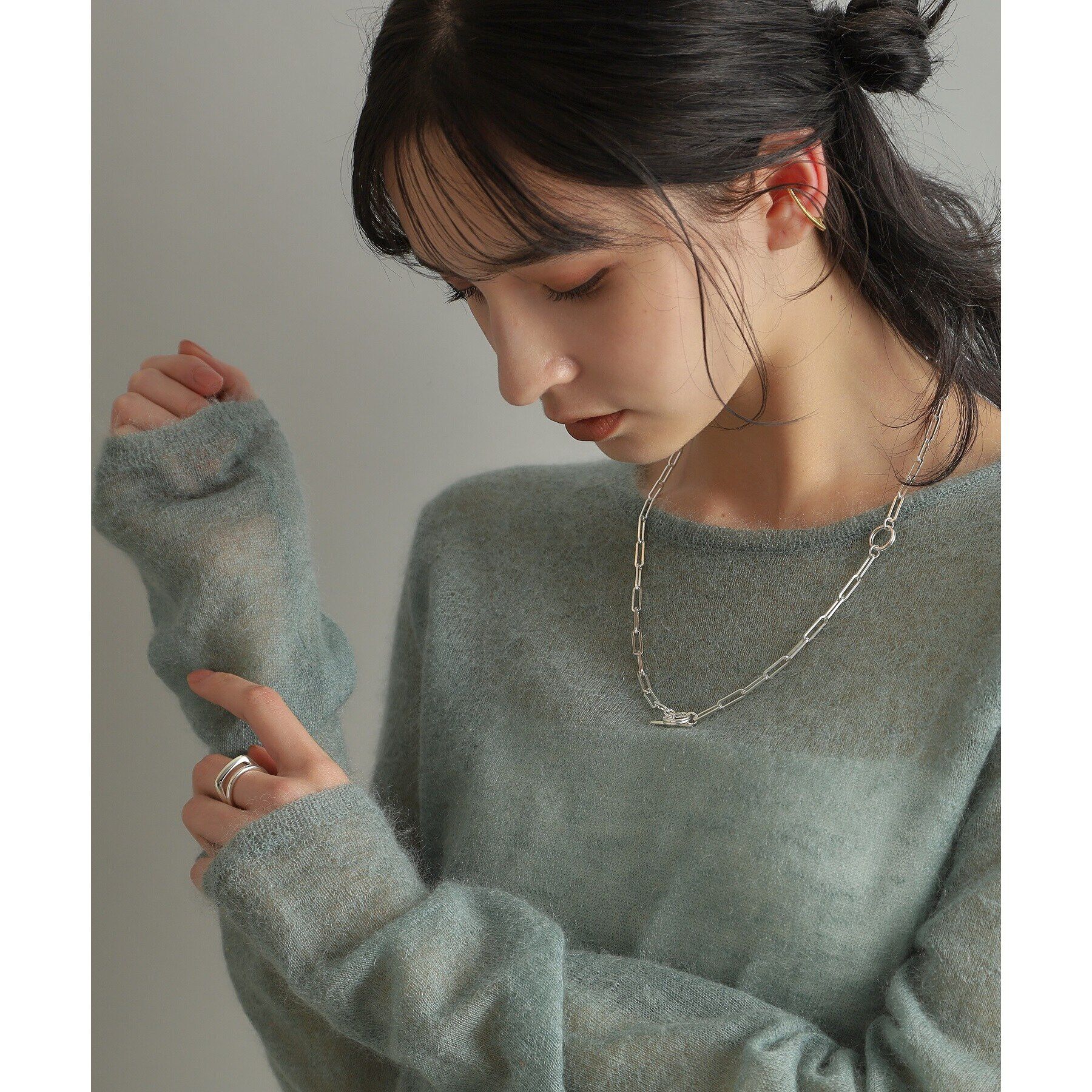 COCOSHNIK ONKITSCH「シルバー ソリッドイヤーカフ フラットアーク GP」|イヤリング|