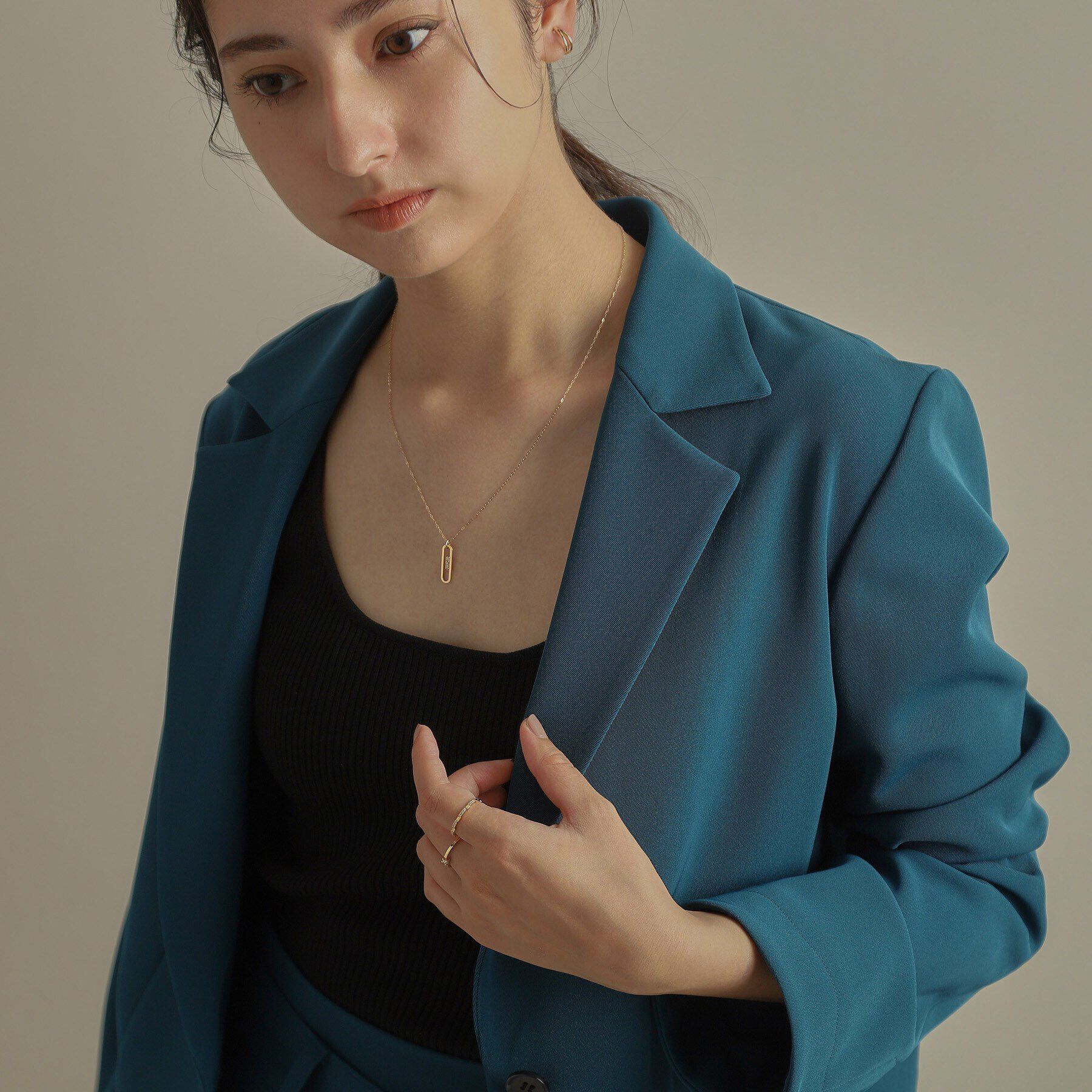 COCOSHNIK「K10ダイヤモンド トラックフレーム ネックレス」|ネックレス|