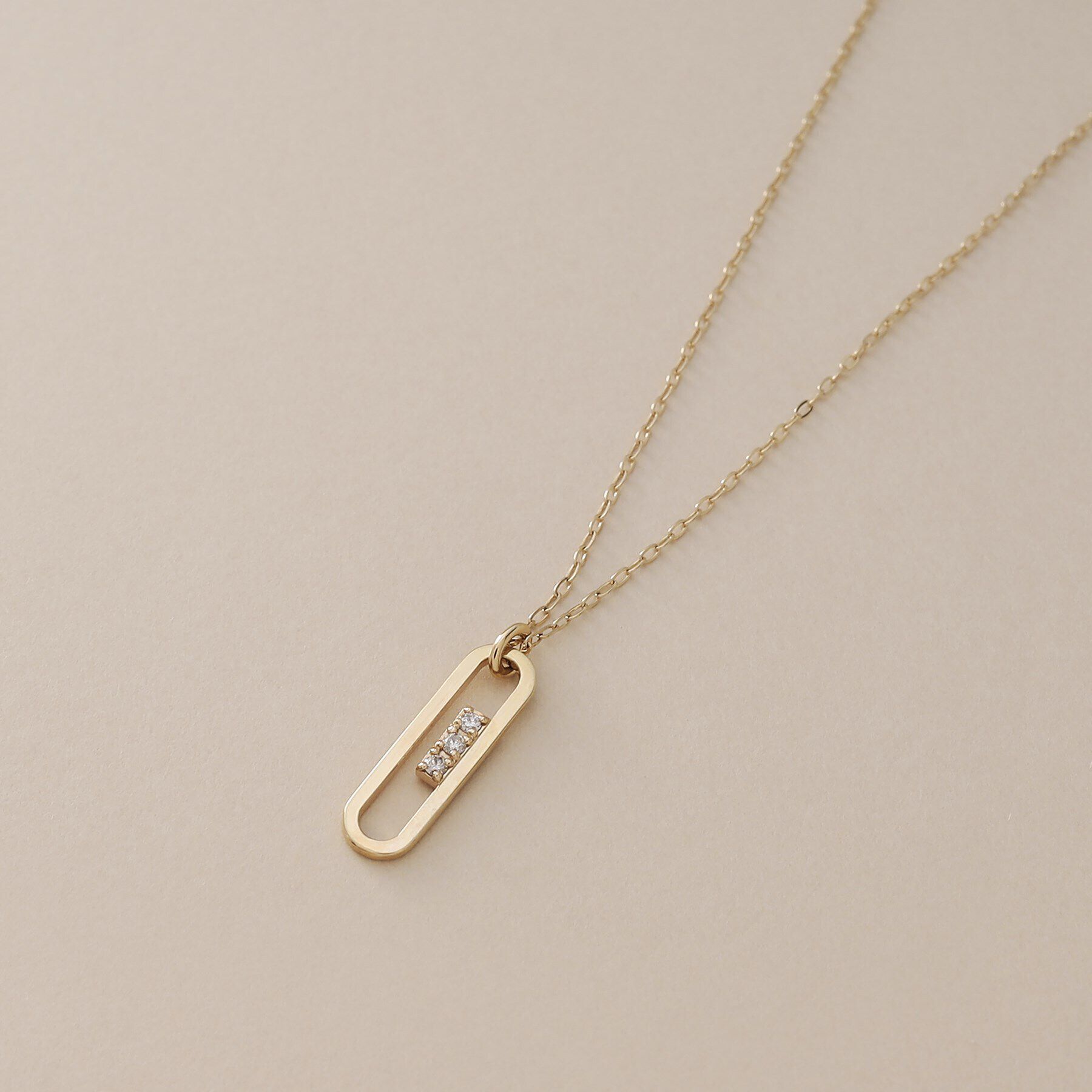 COCOSHNIK「K10ダイヤモンド トラックフレーム ネックレス」|ネックレス|